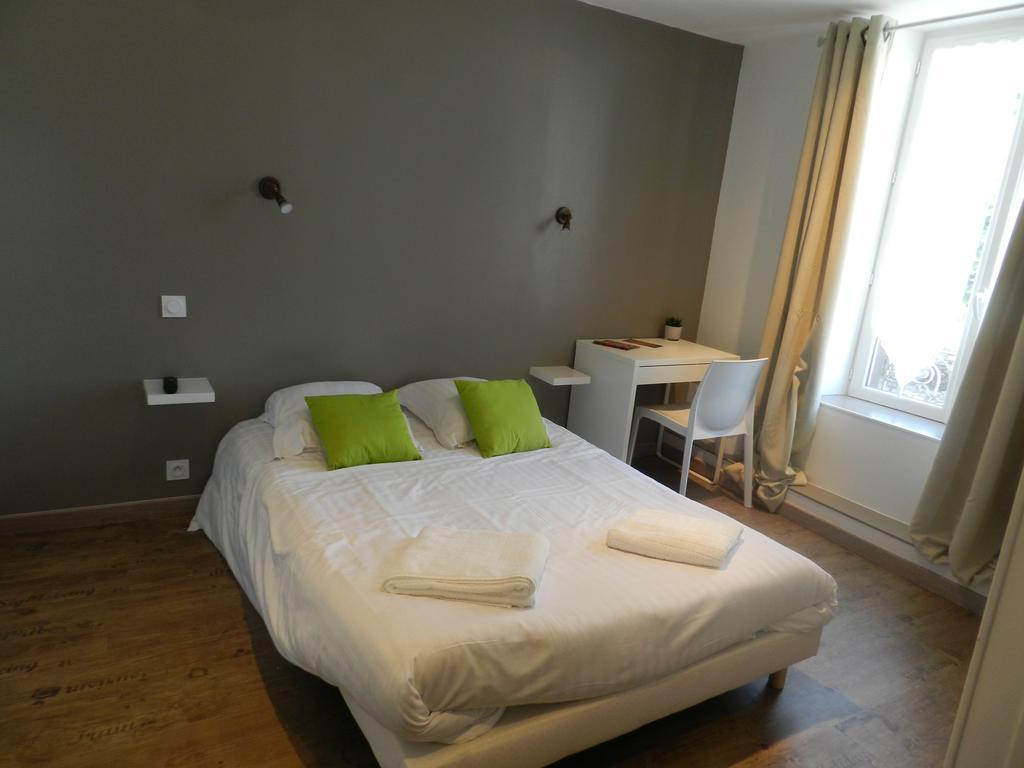 Le C Gourmand Hotel Sées Room photo